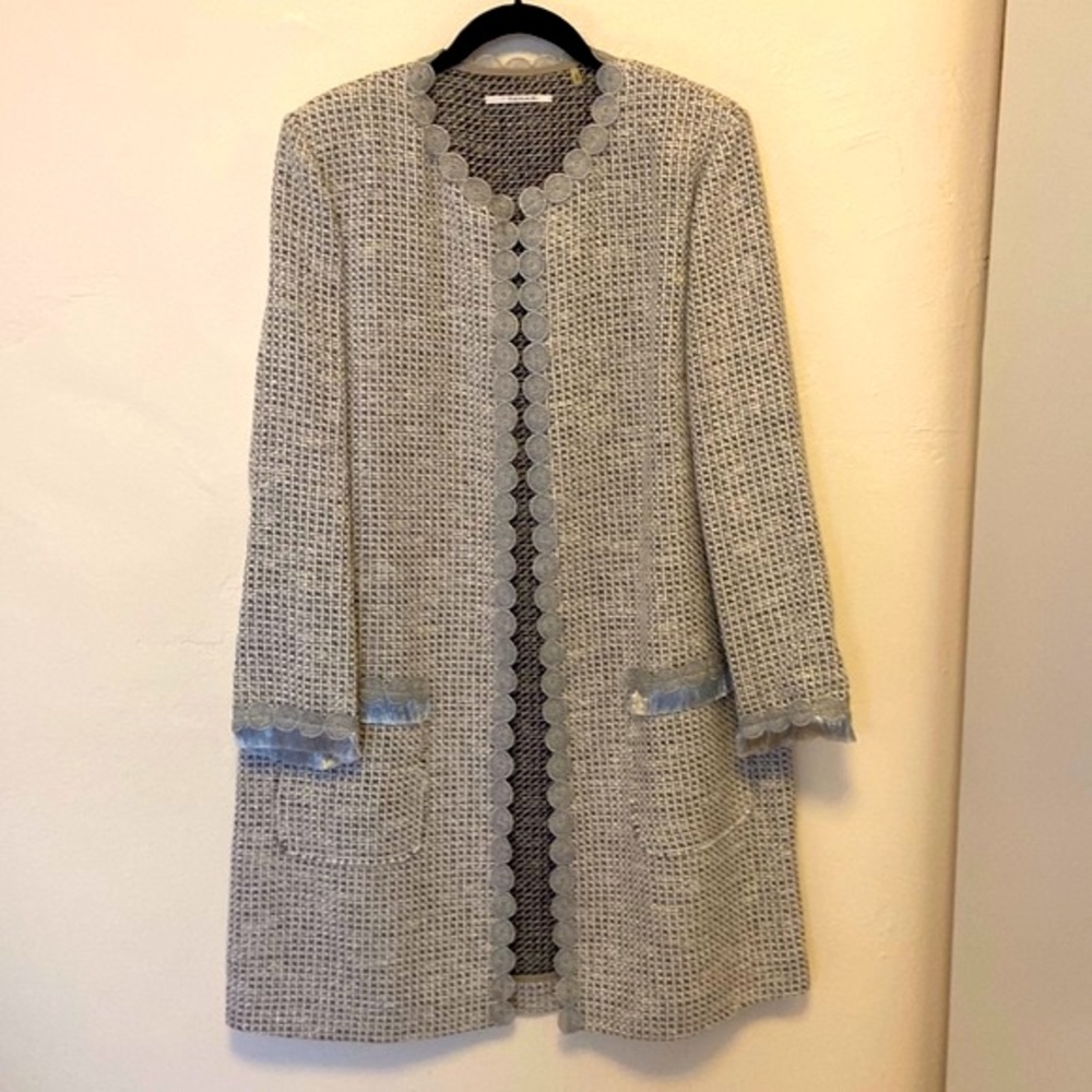 Tahari Long Tweeted Metallic Threads Blazer Size L